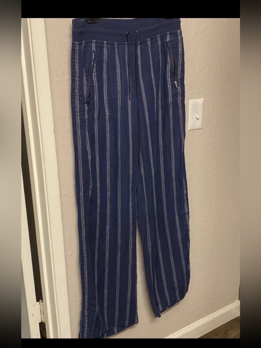 Athleta navy and cream striped wide leg linen pant - size 4T